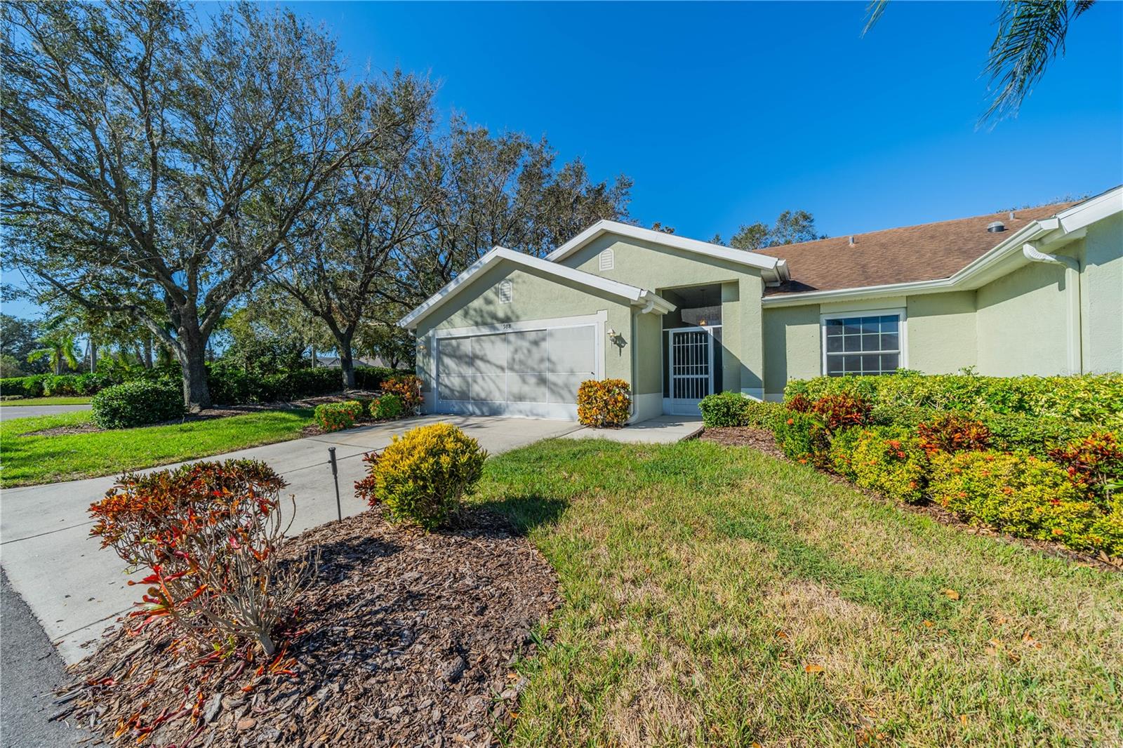 988 VILLEROY GREENS DR, SUN CITY CENTER, FL, 33573
