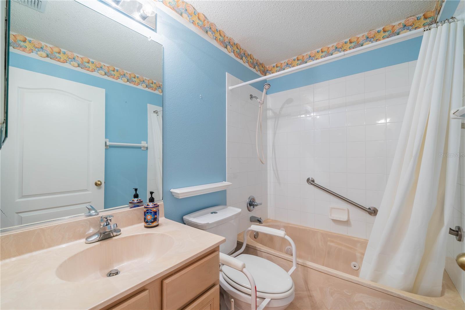 988 VILLEROY GREENS DR, SUN CITY CENTER, FL, 33573