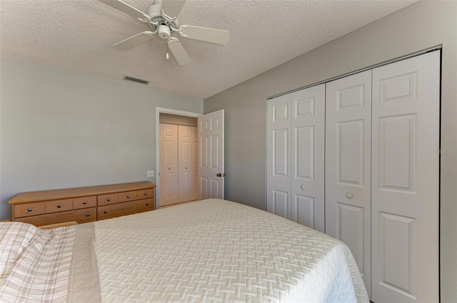 4207 CADDIE DR E #204, BRADENTON, FL, 34203