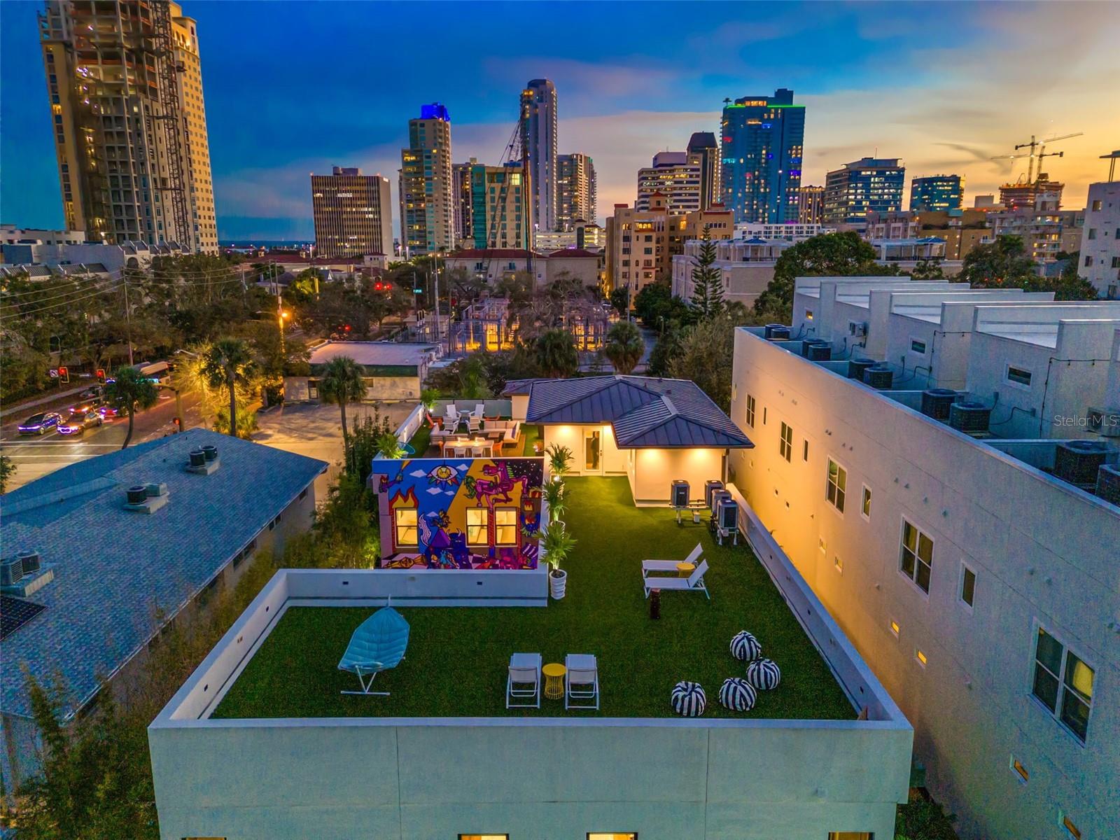 TB8313332 Property Photo