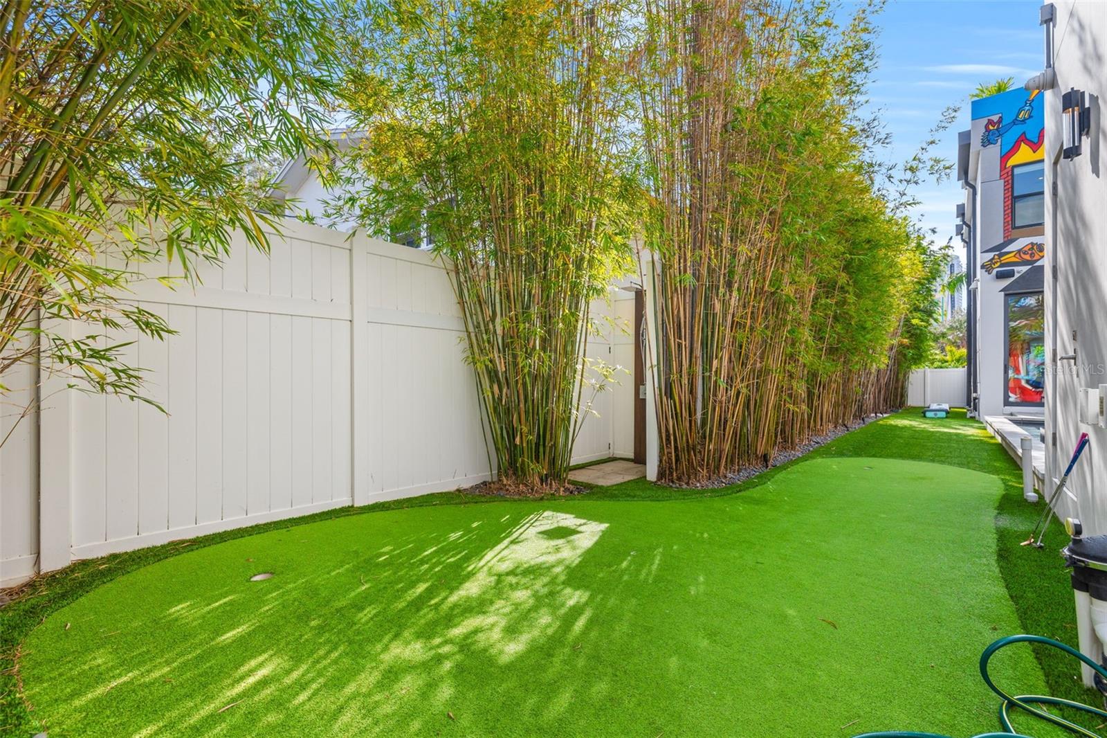 TB8313332 Property Photo