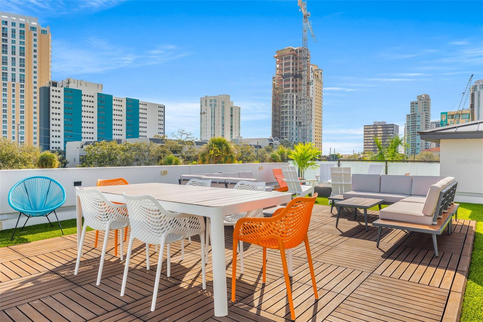 TB8313332 Property Photo