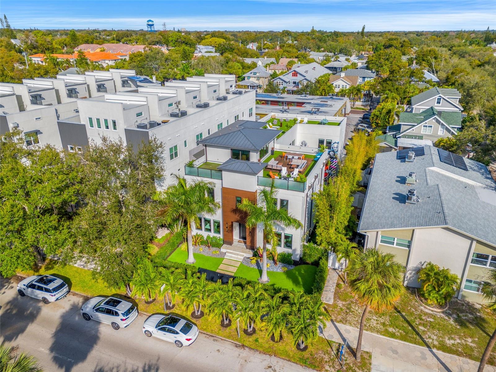 TB8313332 Property Photo