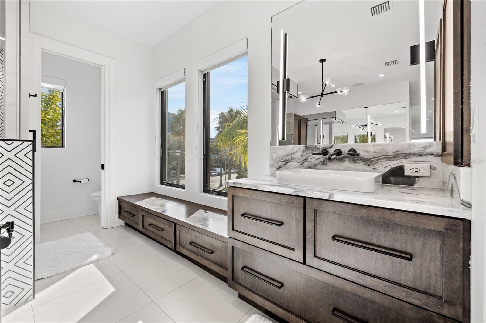 TB8313332 Property Photo