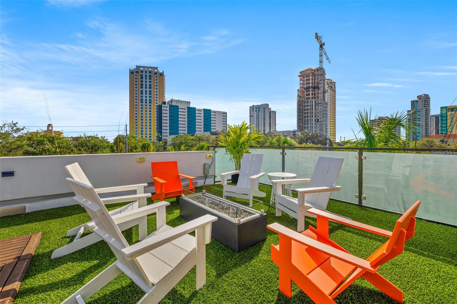 TB8313332 Property Photo