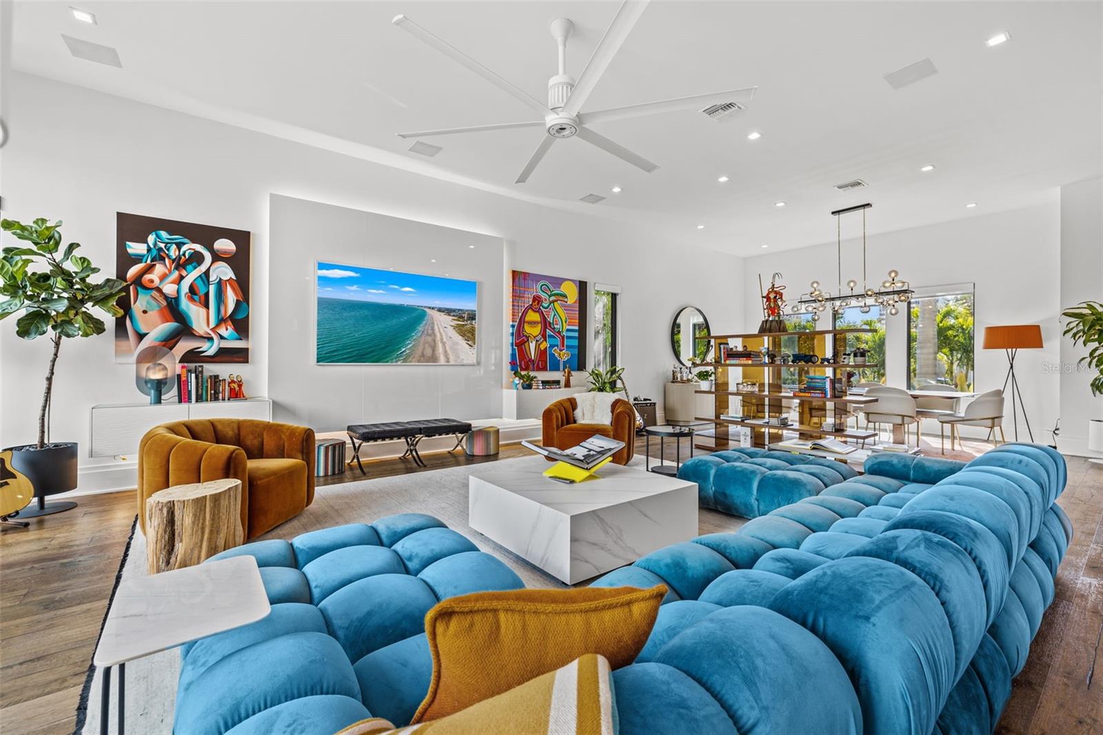 TB8313332 Property Photo