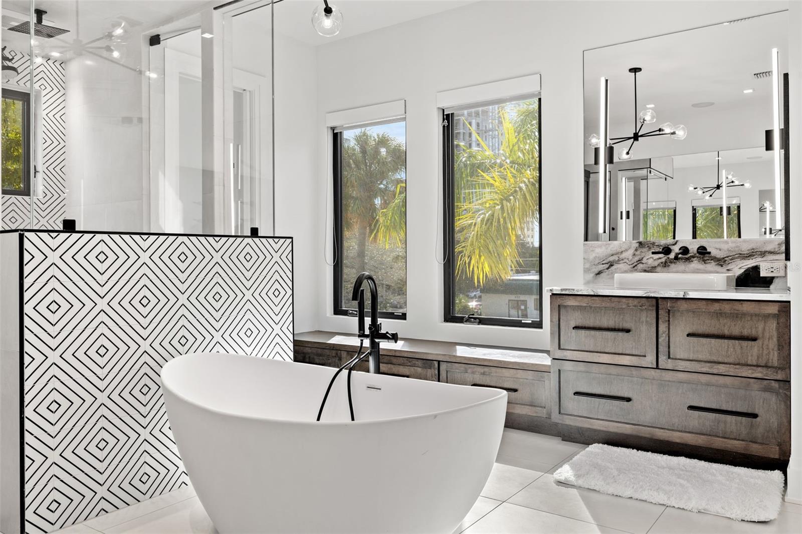 TB8313332 Property Photo