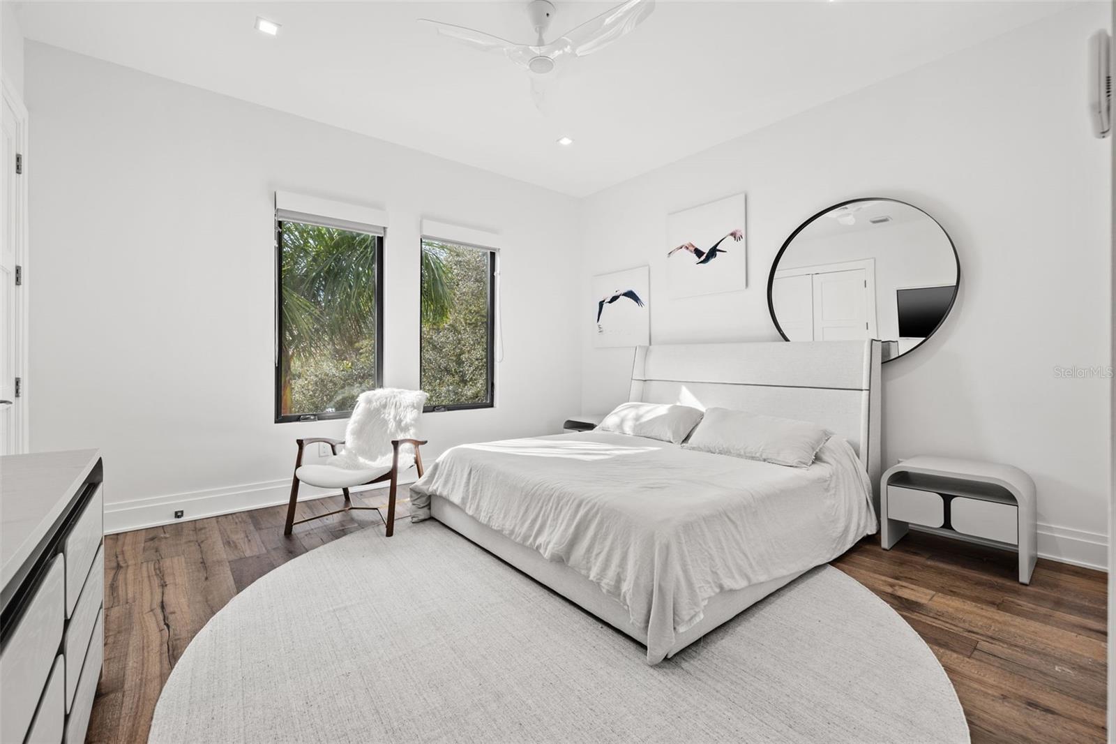 TB8313332 Property Photo