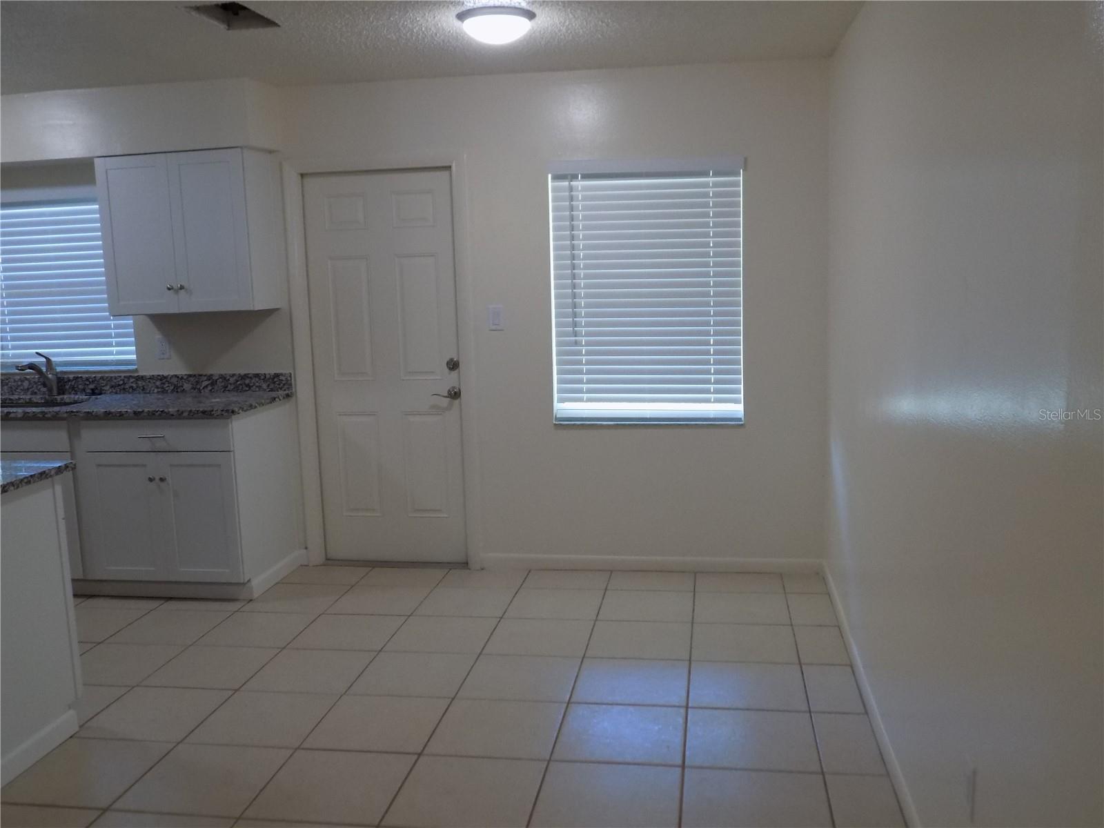824B S LONE OAK DR, LEESBURG, FL, 34748