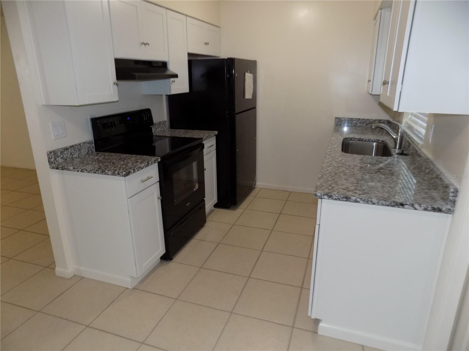 824B S LONE OAK DR, LEESBURG, FL, 34748