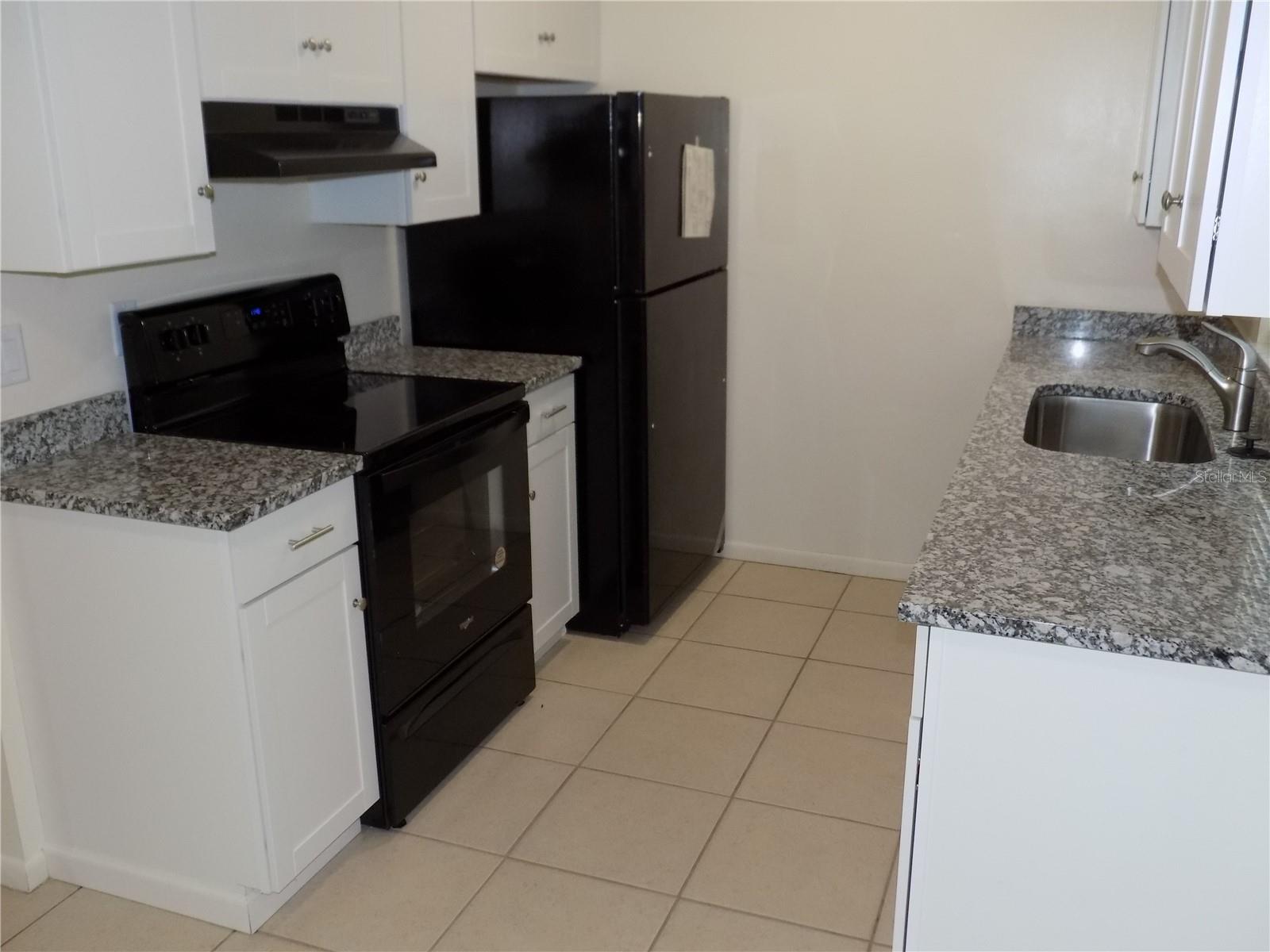 824B S LONE OAK DR, LEESBURG, FL, 34748