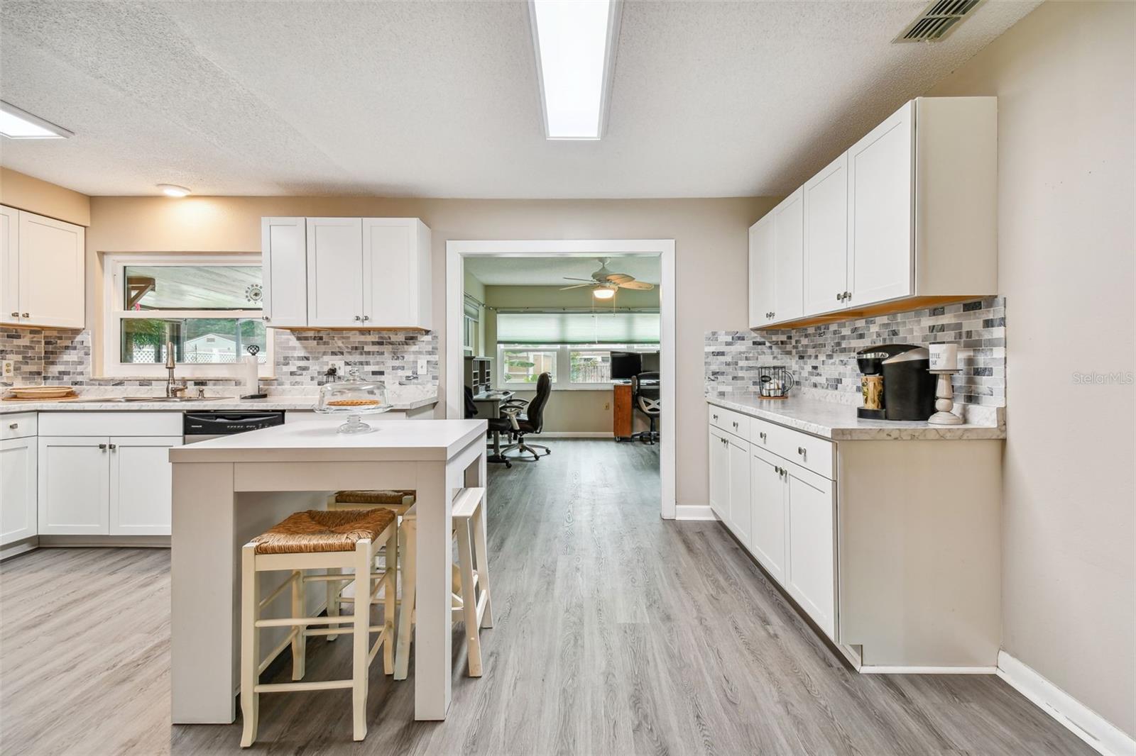 8416 JACQUELINE CT, ZEPHYRHILLS, FL, 33541