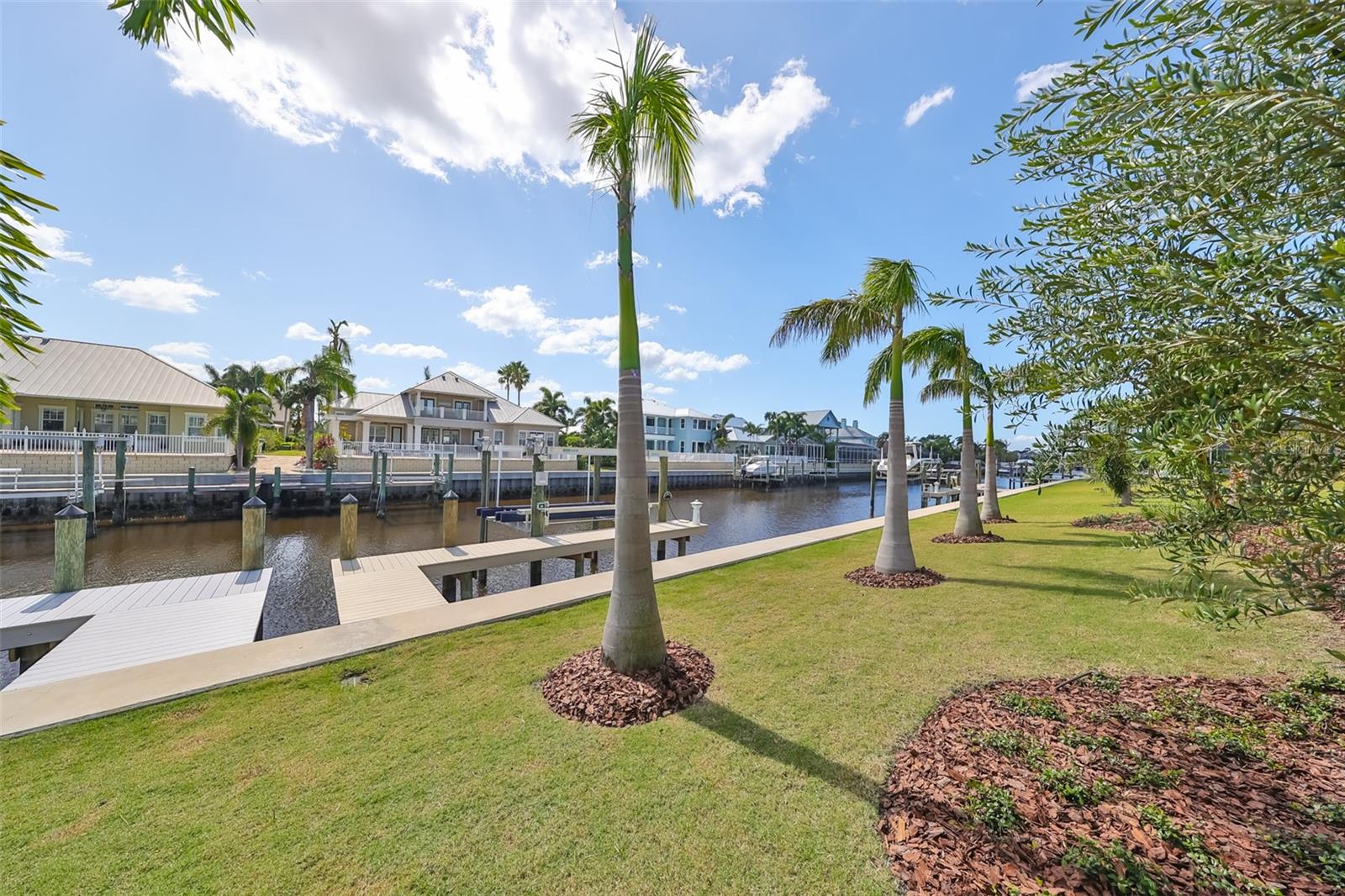 998 SIGNET DR, APOLLO BEACH, FL, 33572
