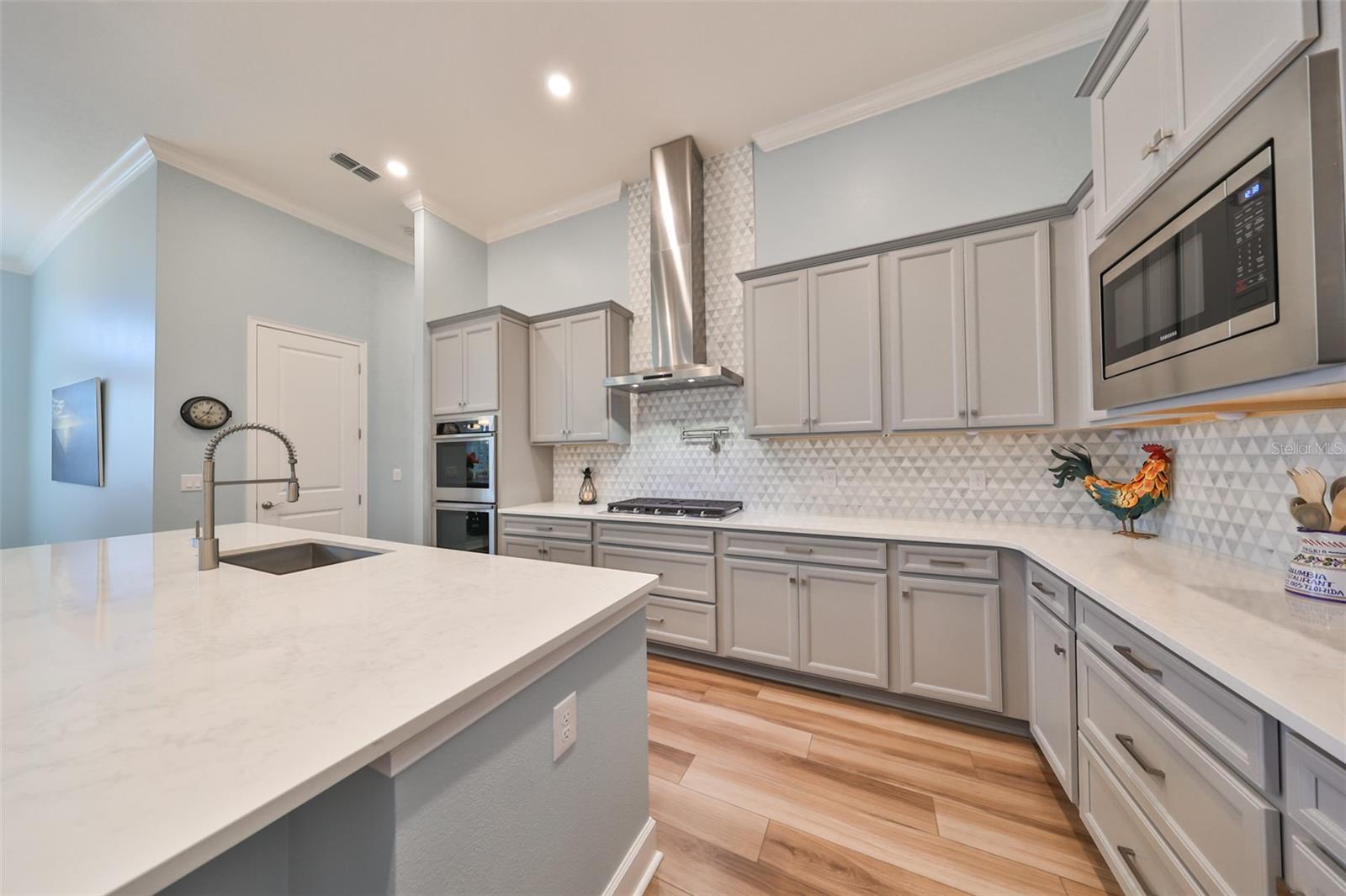 998 SIGNET DR, APOLLO BEACH, FL, 33572