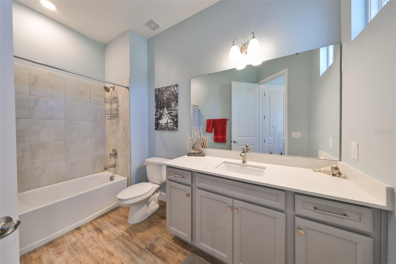 998 SIGNET DR, APOLLO BEACH, FL, 33572