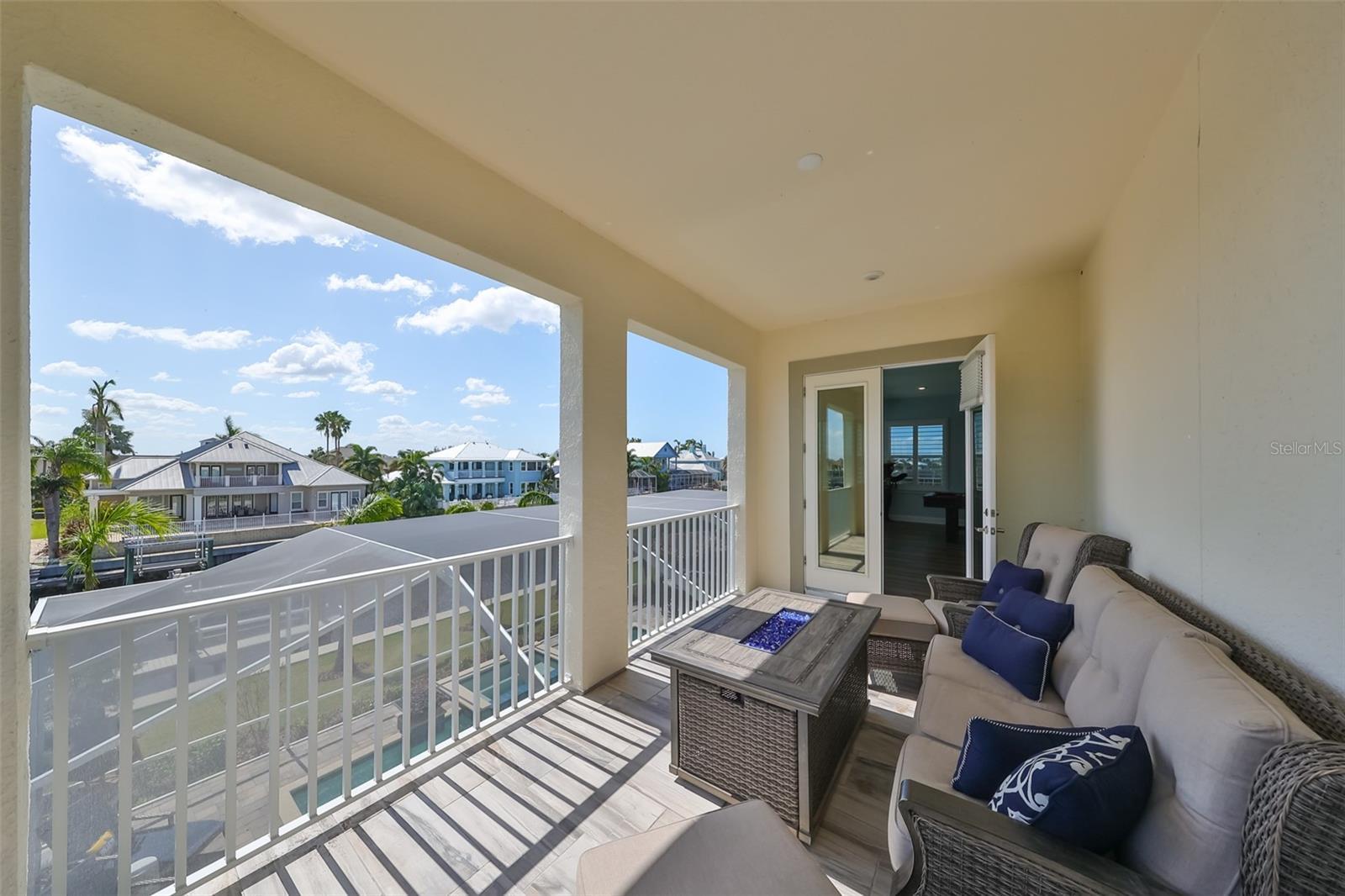 998 SIGNET DR, APOLLO BEACH, FL, 33572