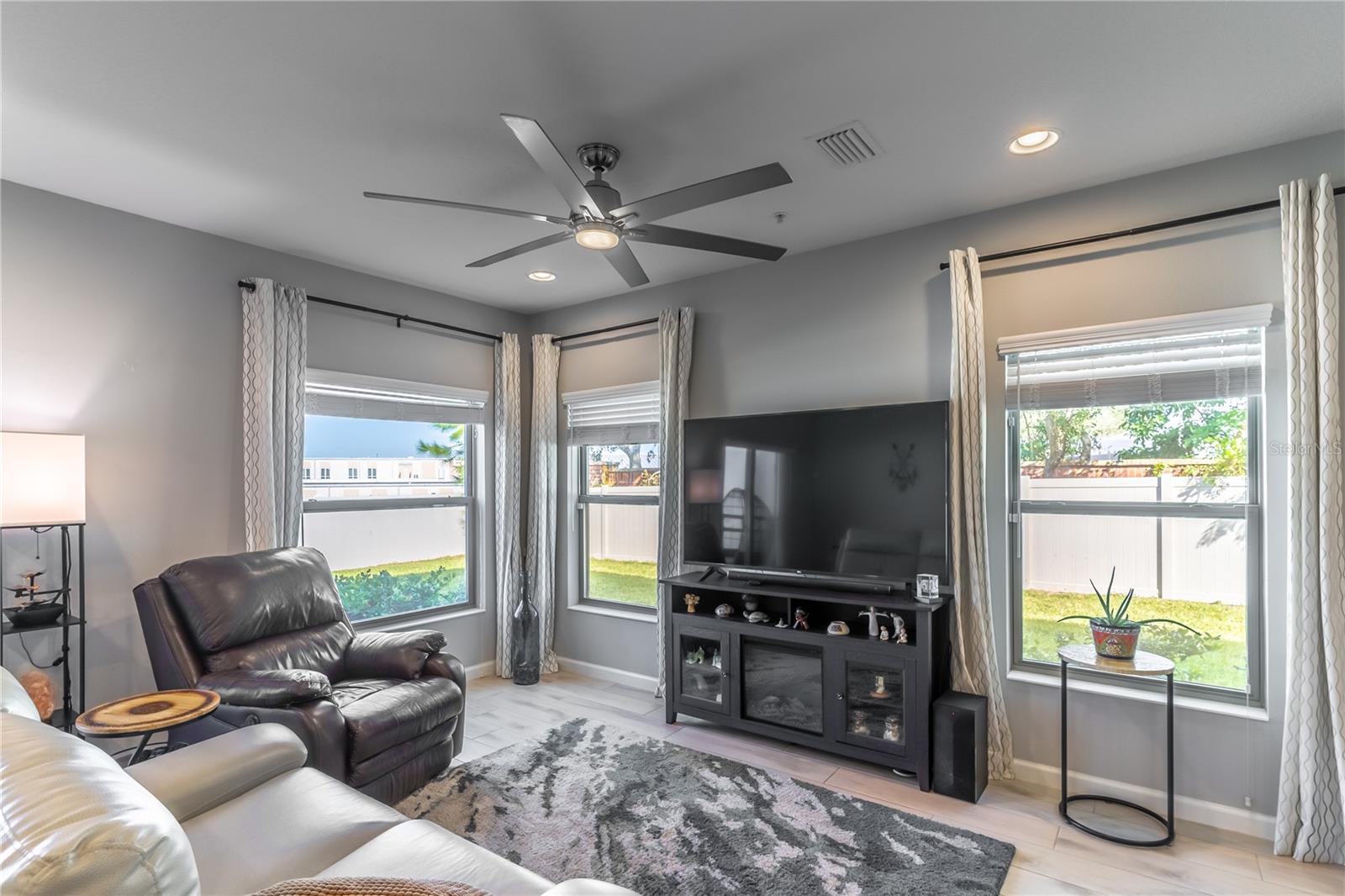356 SMUGGLERS WAY, APOPKA, FL, 32712