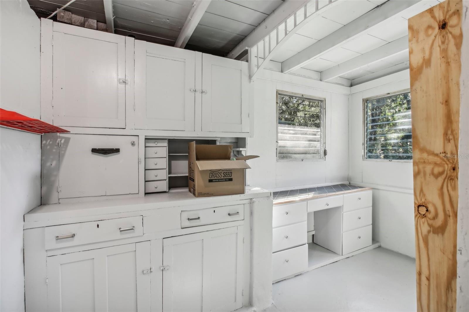 5634 MONTANA AVE, NEW PORT RICHEY, FL, 34652