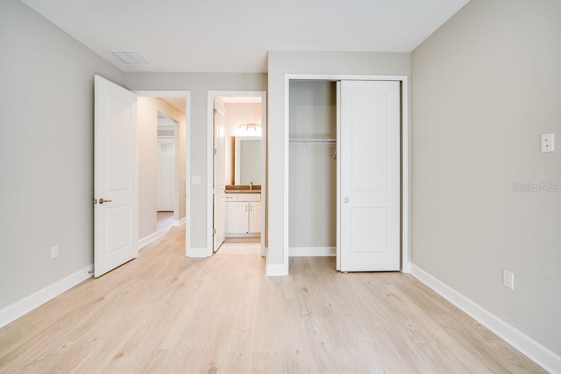 2251 OVERFALLS PL, WESLEY CHAPEL, FL, 33543
