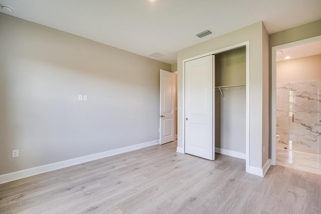 2251 OVERFALLS PL, WESLEY CHAPEL, FL, 33543