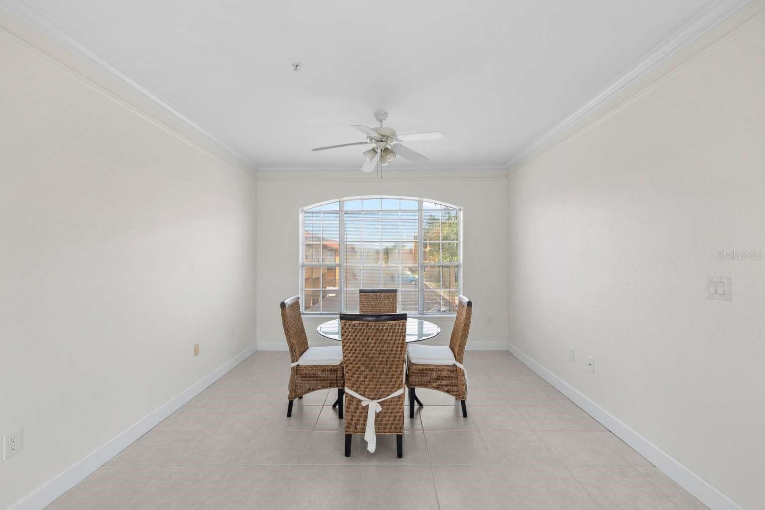 4336 BAYSIDE VILLAGE DR #201, TAMPA, FL, 33615