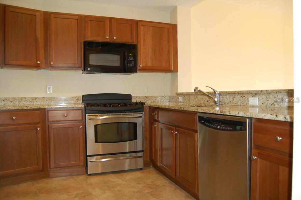 516 TAMIAMI TRL S #202, NOKOMIS, FL, 34275