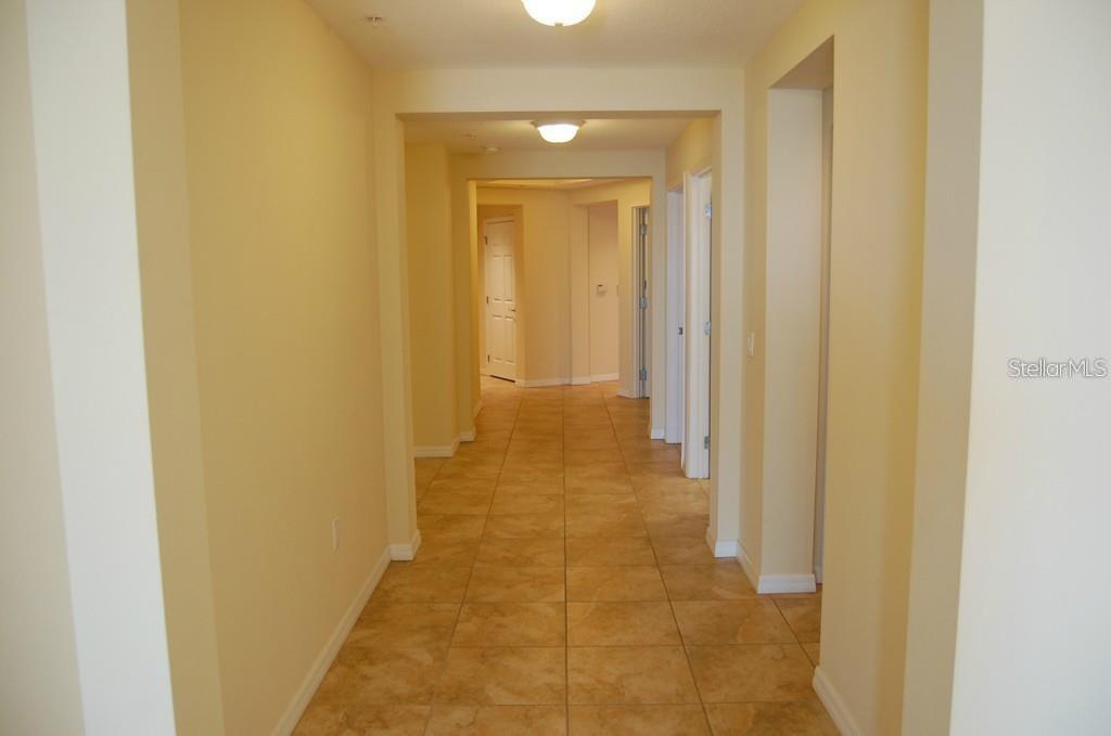 516 TAMIAMI TRL S #202, NOKOMIS, FL, 34275