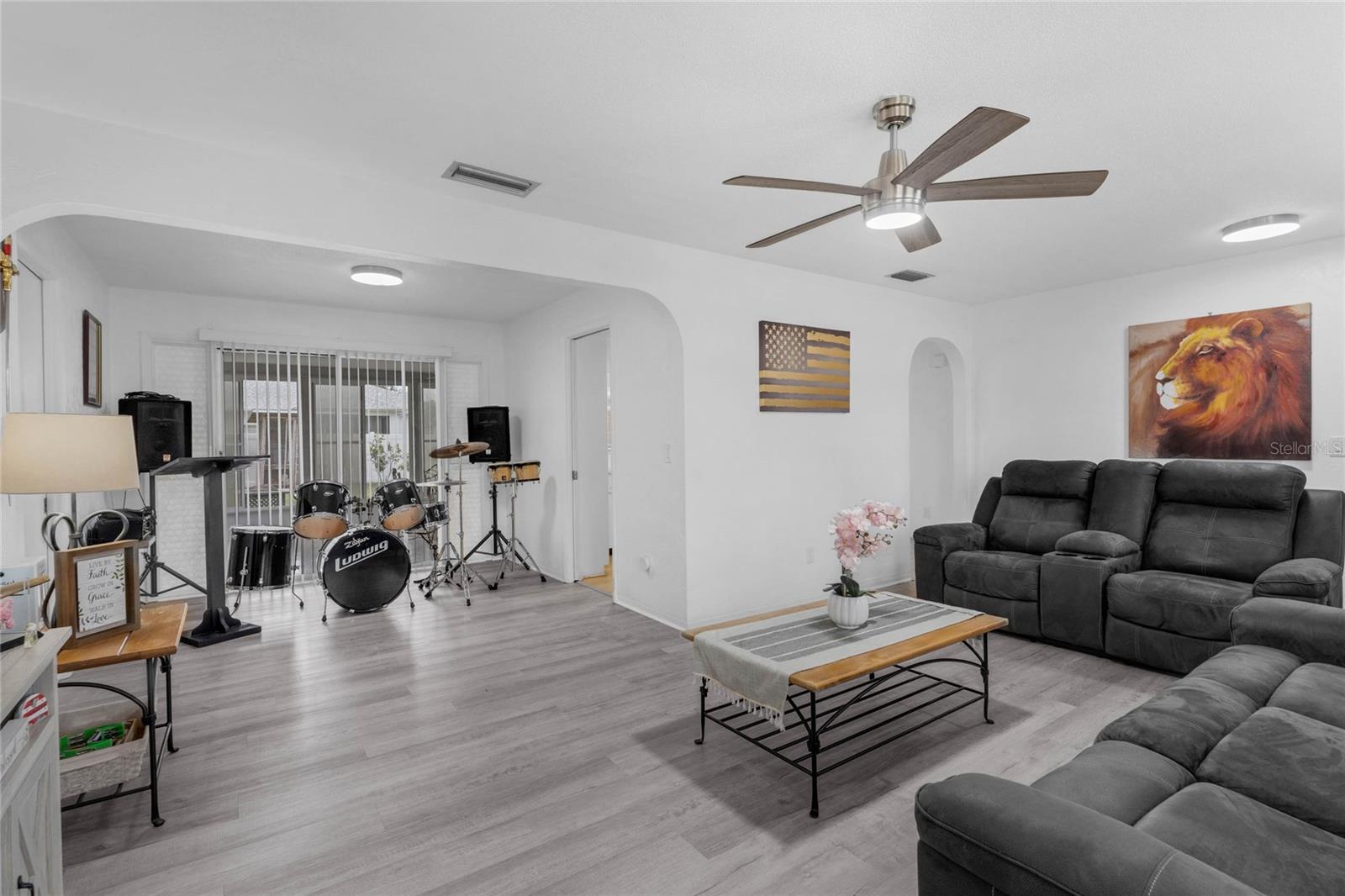 971 E NORMANDY BLVD E, DELTONA, FL, 32725