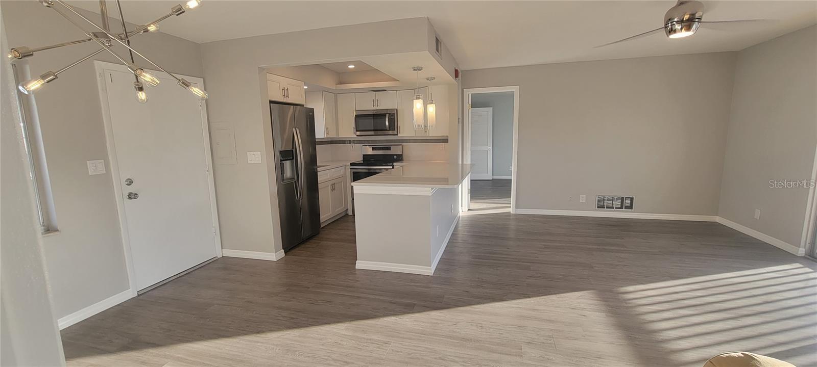 3751 S SCHOOL AVE #19, SARASOTA, FL, 34239
