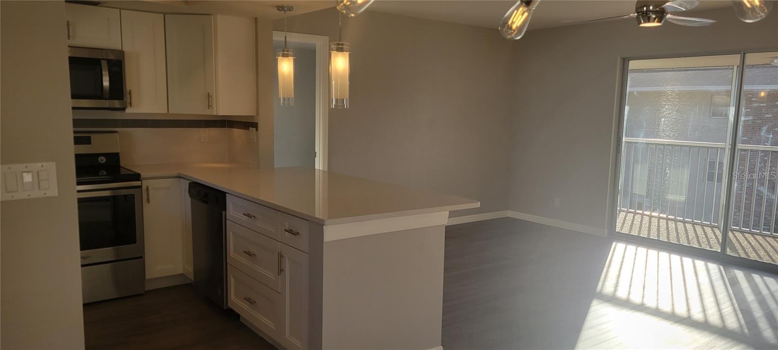 3751 S SCHOOL AVE #19, SARASOTA, FL, 34239