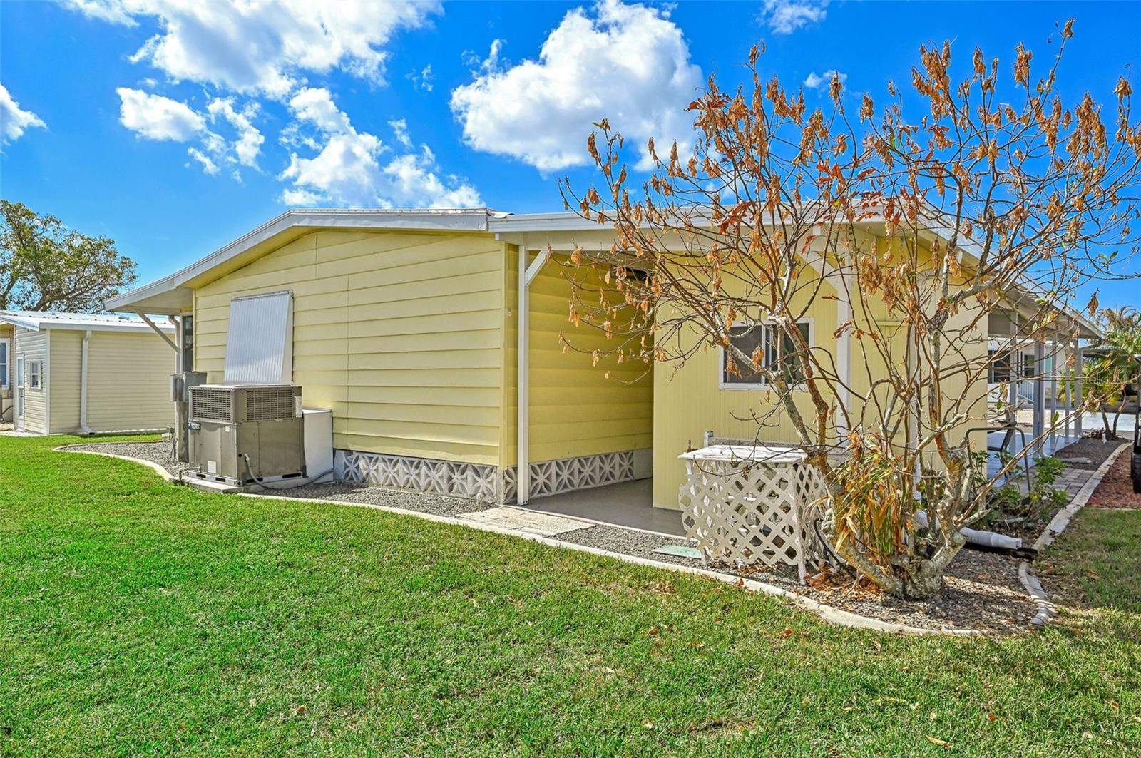 10 S ESPLANADE ST, ENGLEWOOD, FL, 34223