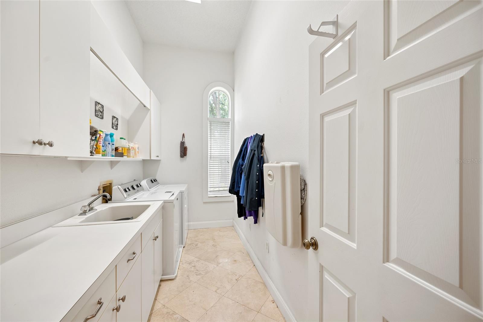 168 RUE DES CHATEAUX, TARPON SPRINGS, FL, 34688