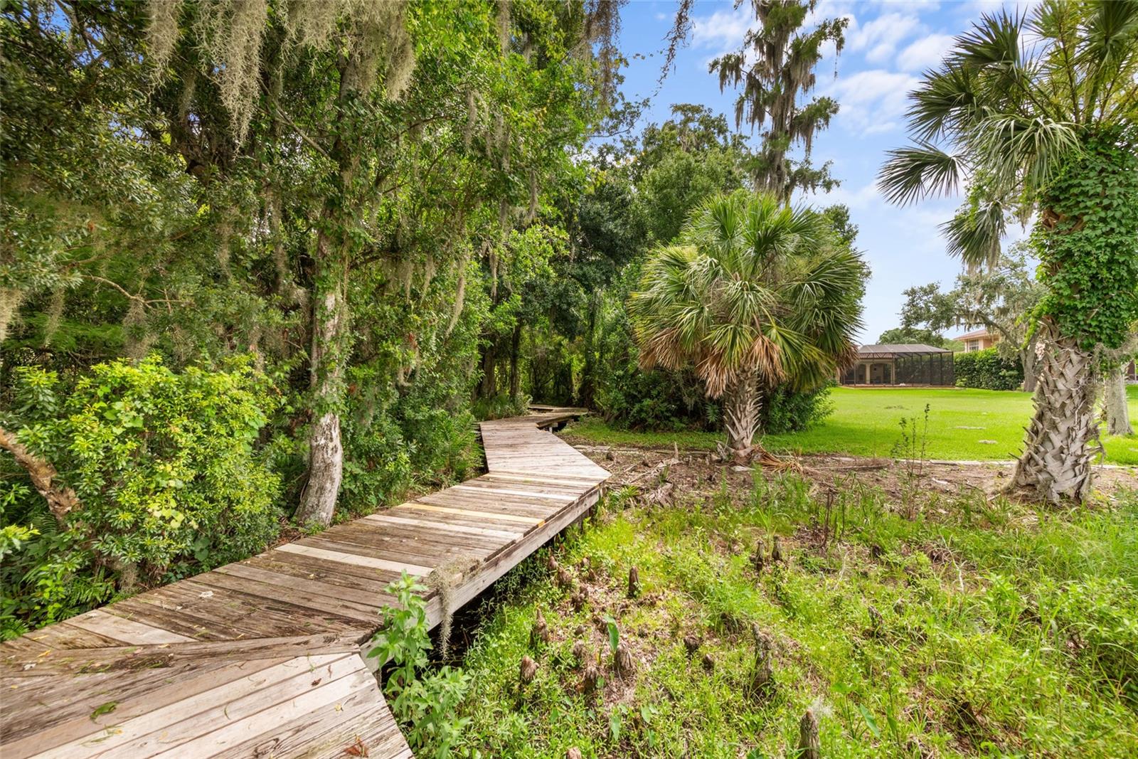 168 RUE DES CHATEAUX, TARPON SPRINGS, FL, 34688