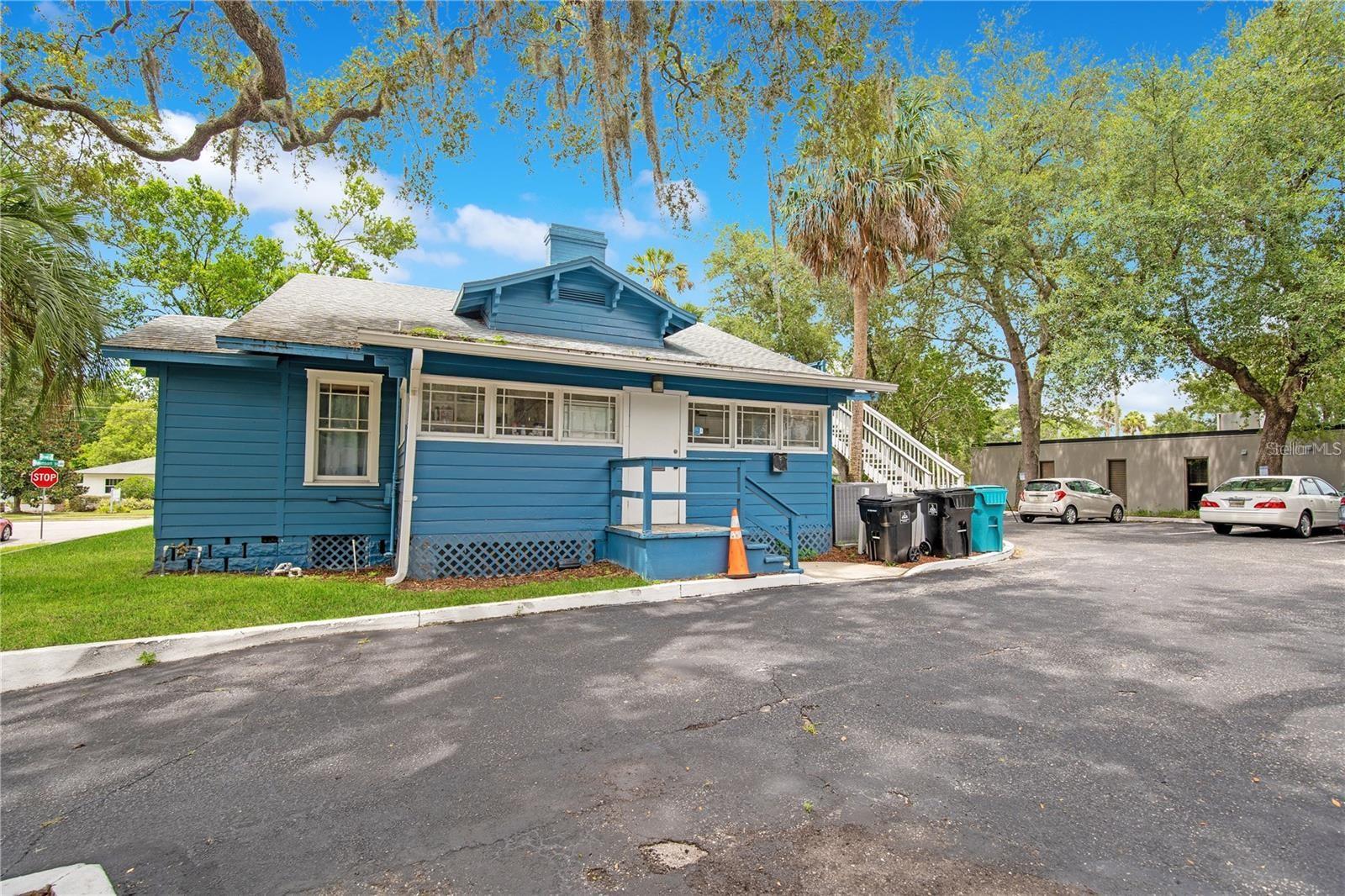 1302 E ROBINSON ST, ORLANDO, FL, 32801