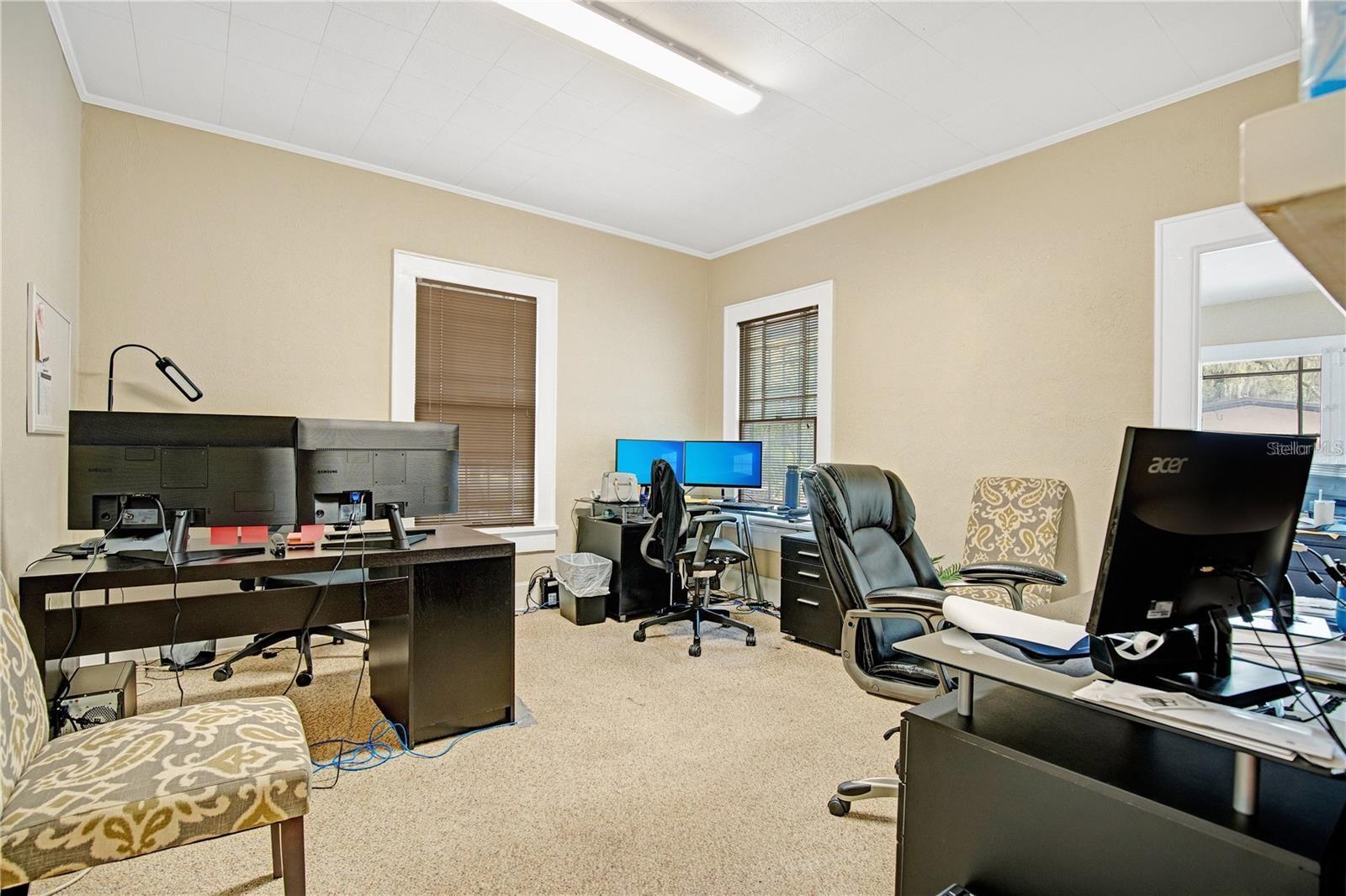 1302 E ROBINSON ST, ORLANDO, FL, 32801