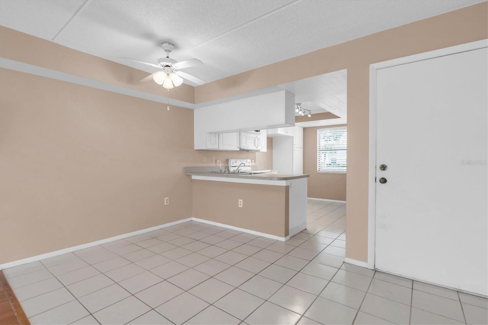 305 WINDWARD PL #305, OLDSMAR, FL, 34677