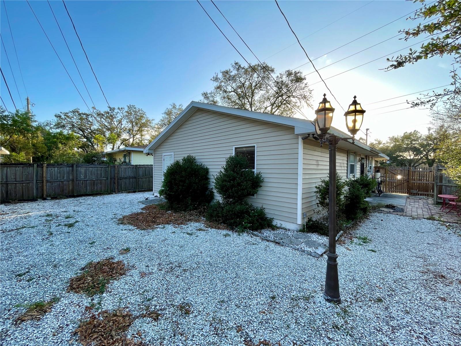 1015 S TUTTLE AVE, SARASOTA, FL, 34237