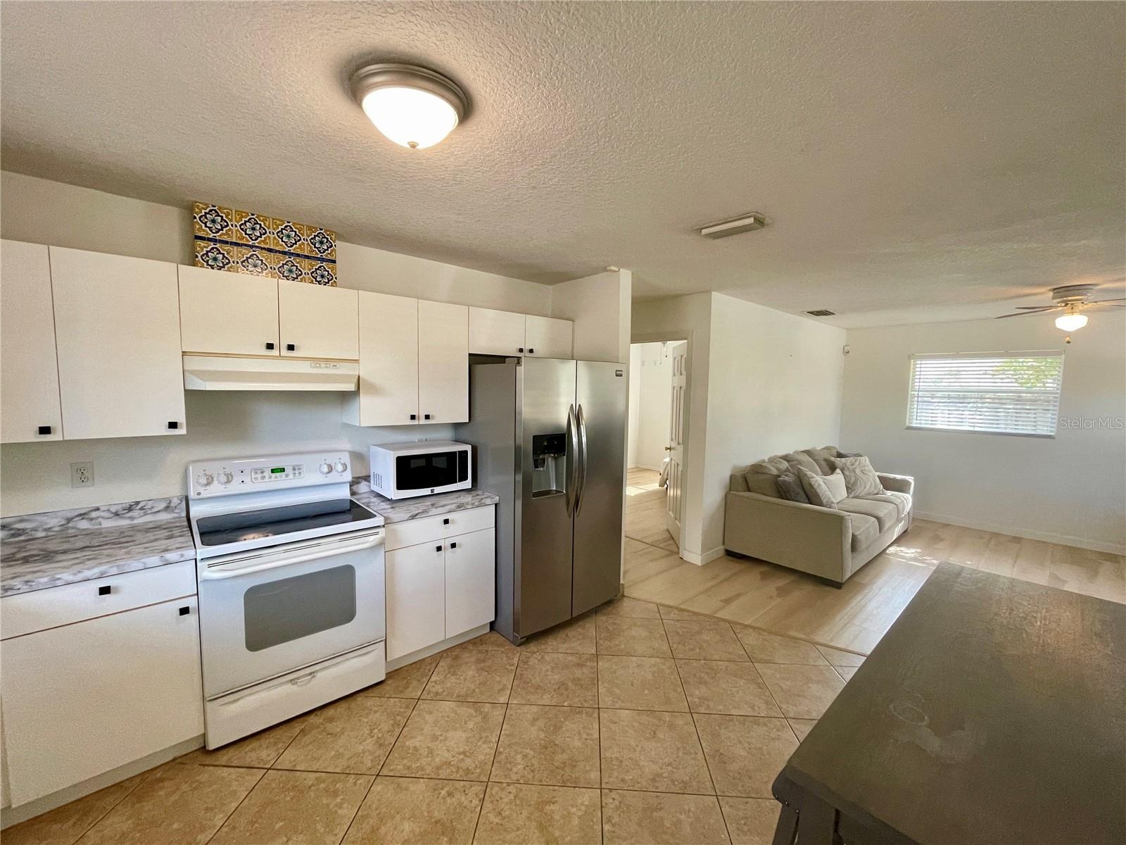 1015 S TUTTLE AVE, SARASOTA, FL, 34237