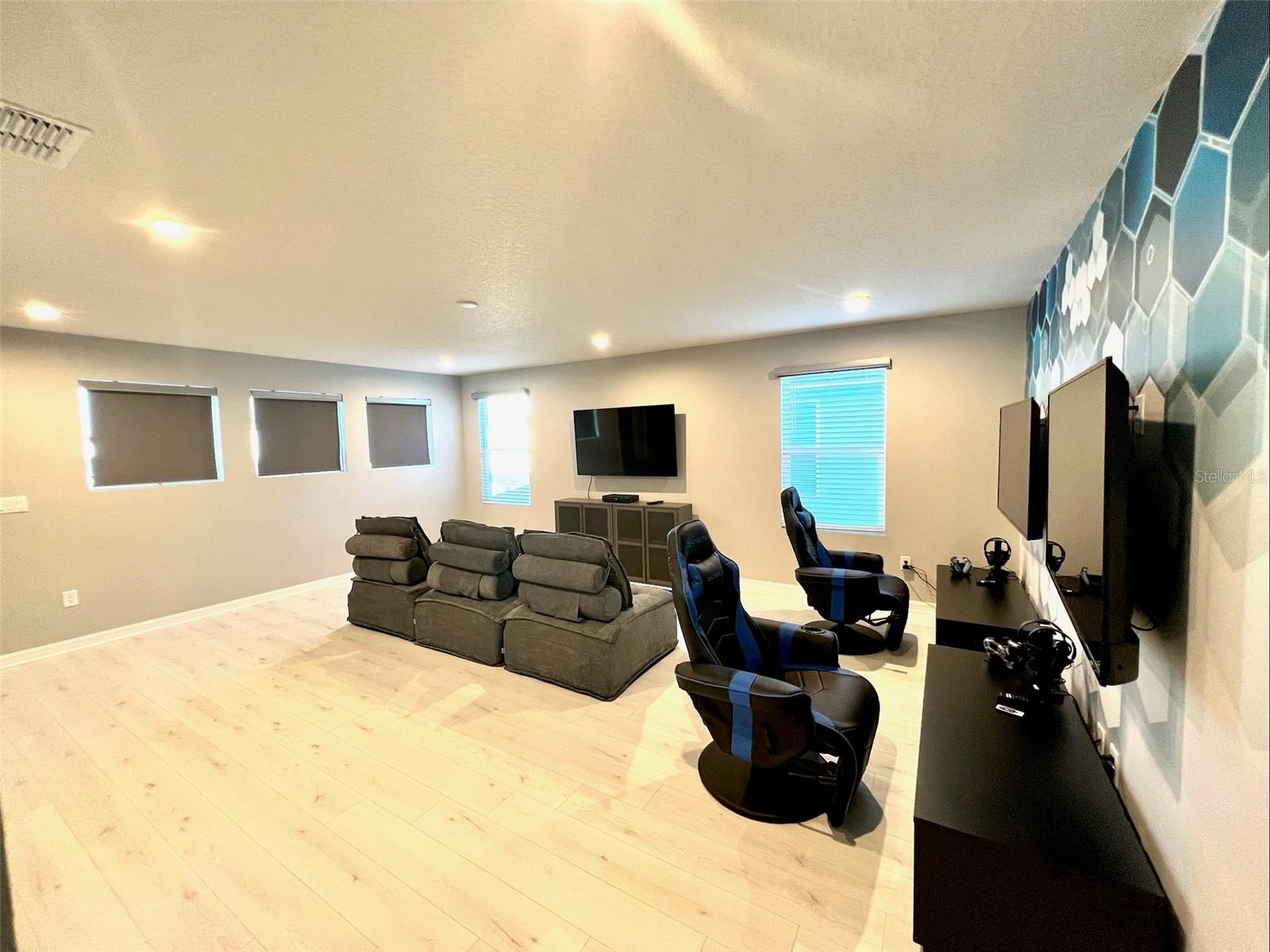 2104 FLEMING MIST PL, KISSIMMEE, FL, 34747