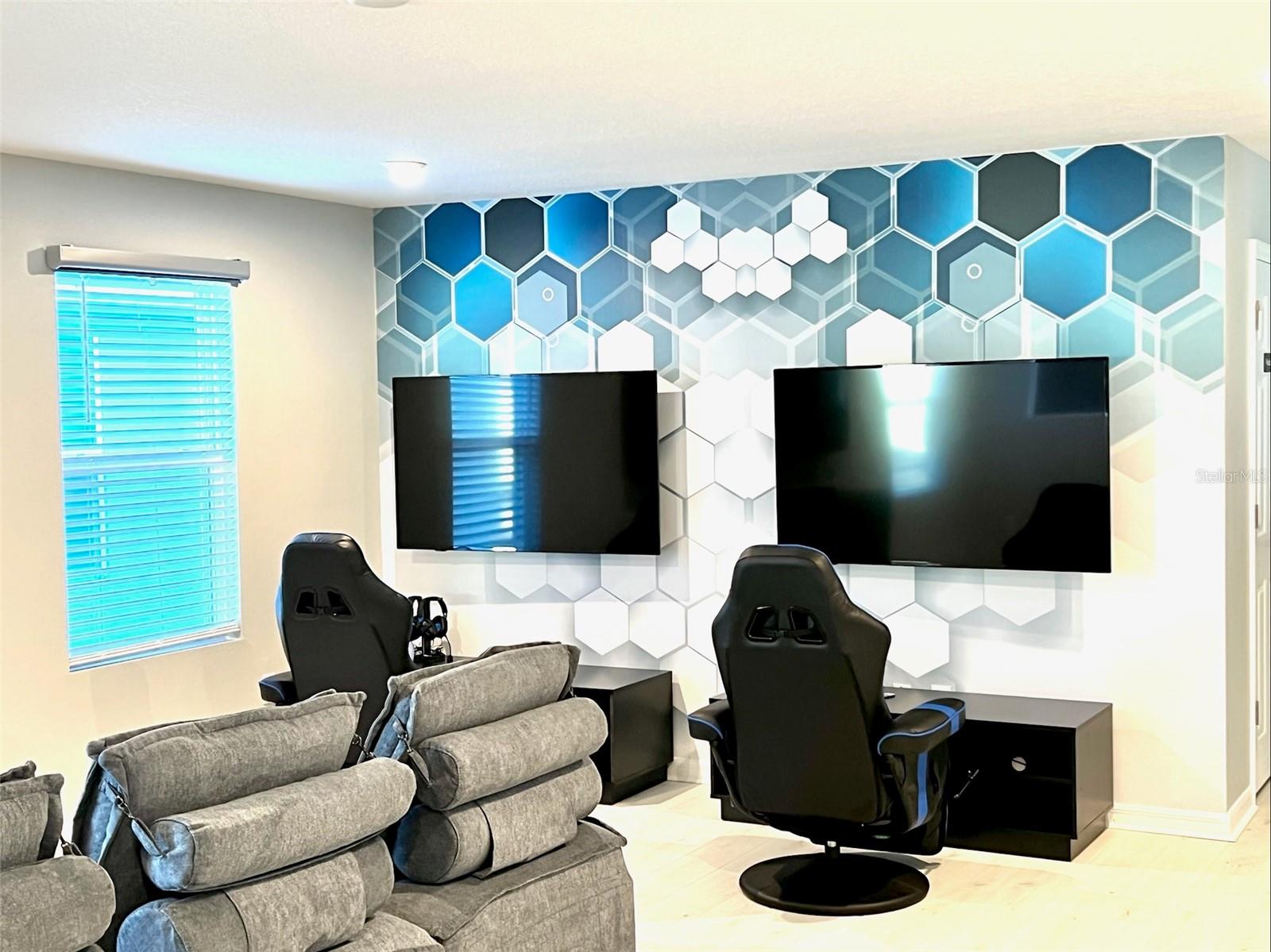 2104 FLEMING MIST PL, KISSIMMEE, FL, 34747