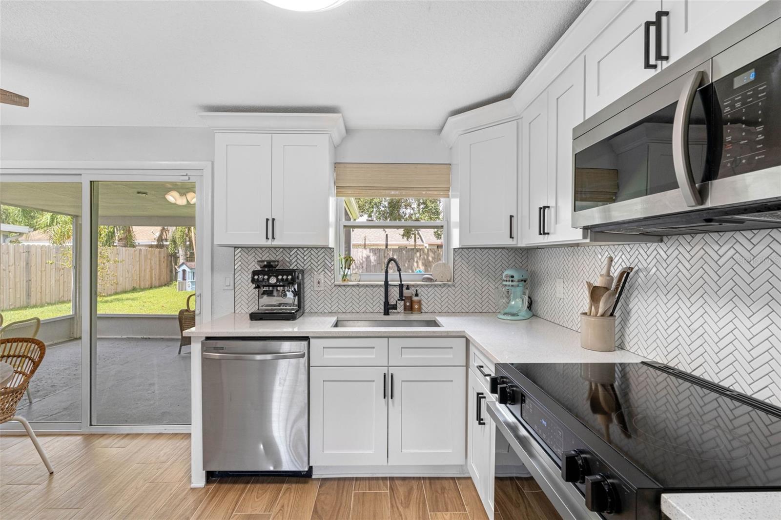 206 LEXINGTON ST, OLDSMAR, FL, 34677
