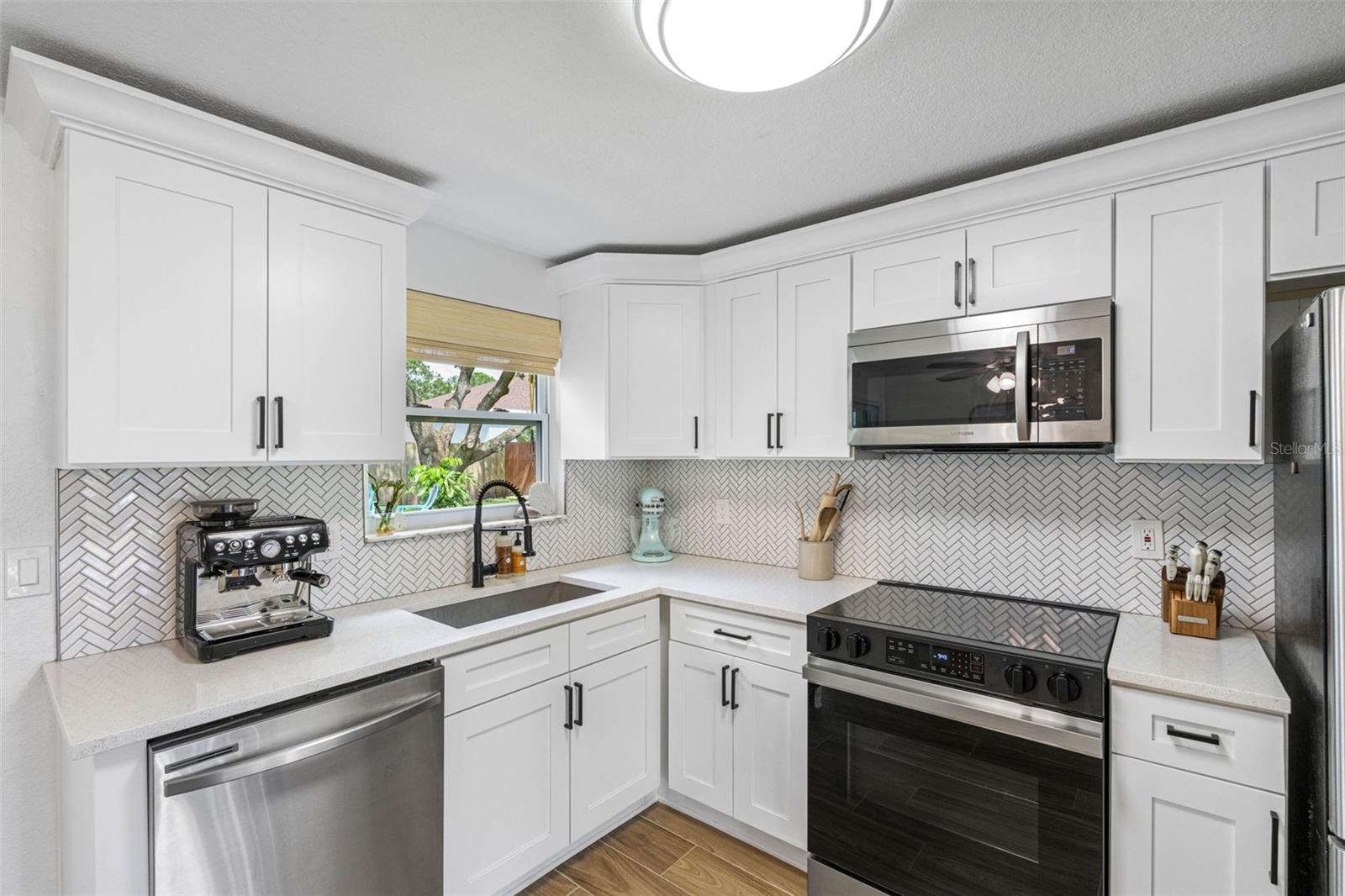 206 LEXINGTON ST, OLDSMAR, FL, 34677