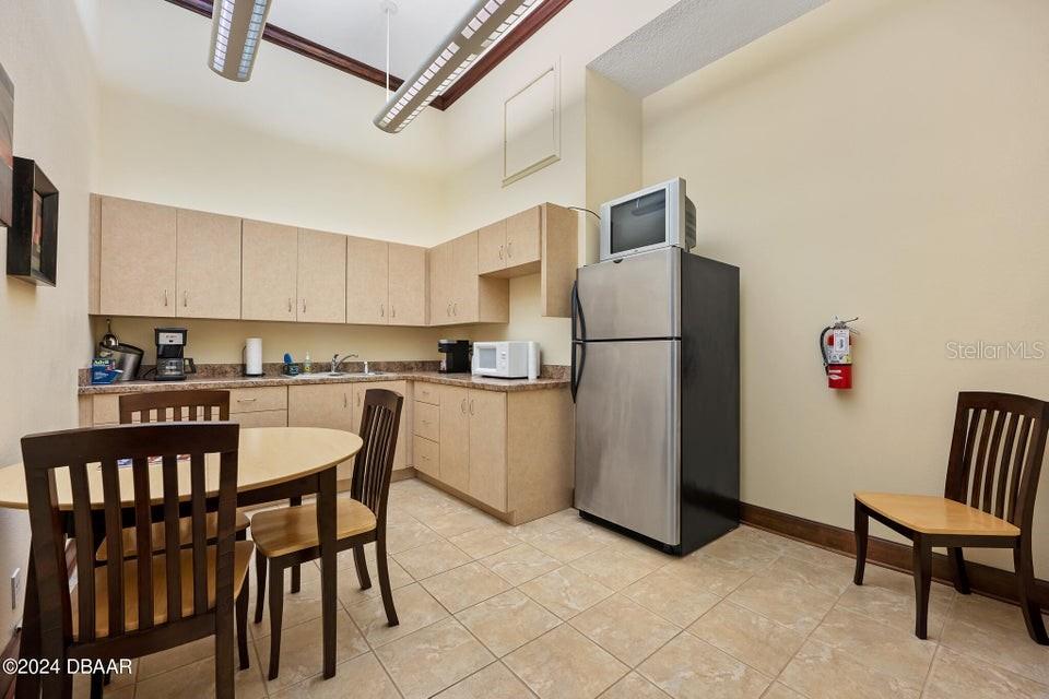 479 & 481 N US HIGHWAY 1, ORMOND BEACH, FL, 32174