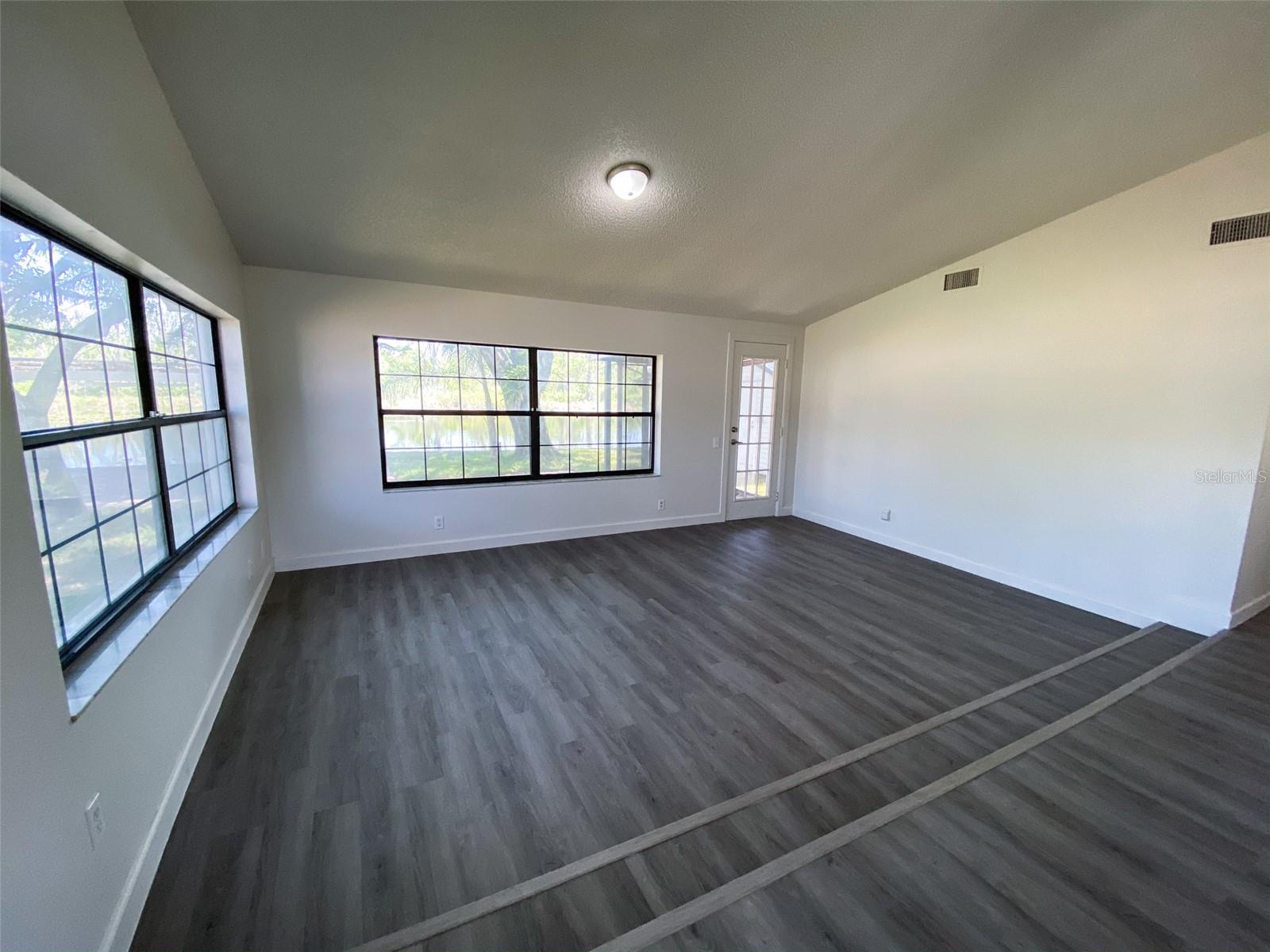 28046 LOIS DR DR, TAVARES, FL, 32778