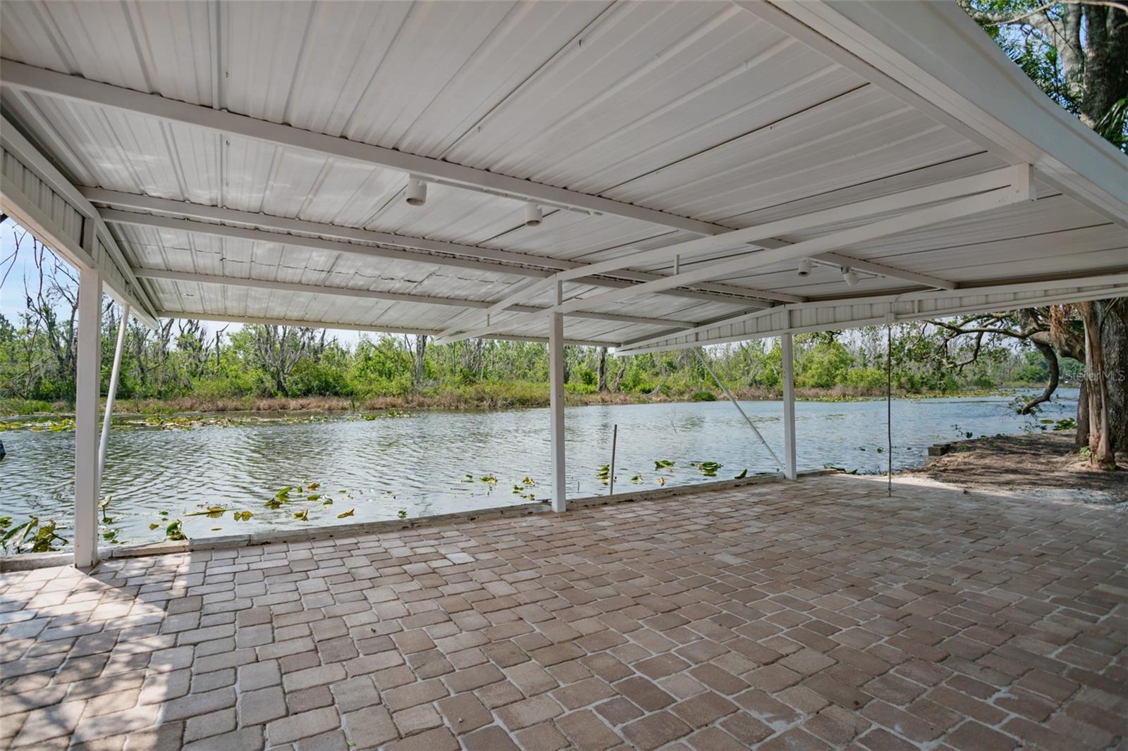 28046 LOIS DR DR, TAVARES, FL, 32778