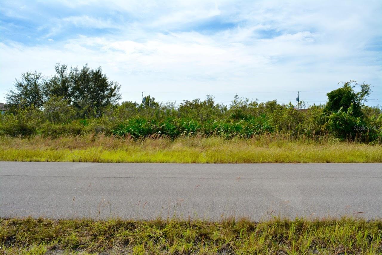 2811 70TH ST W, LEHIGH ACRES, FL, 33971