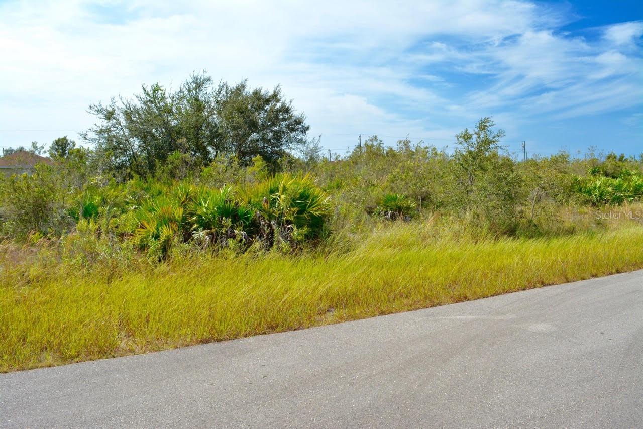 2811 70TH ST W, LEHIGH ACRES, FL, 33971