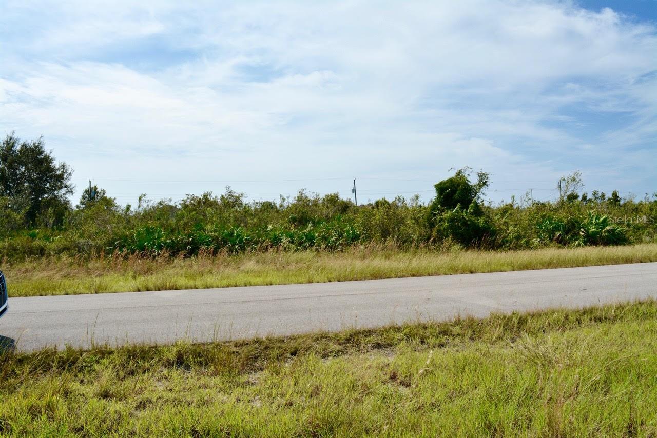 2811 70TH ST W, LEHIGH ACRES, FL, 33971