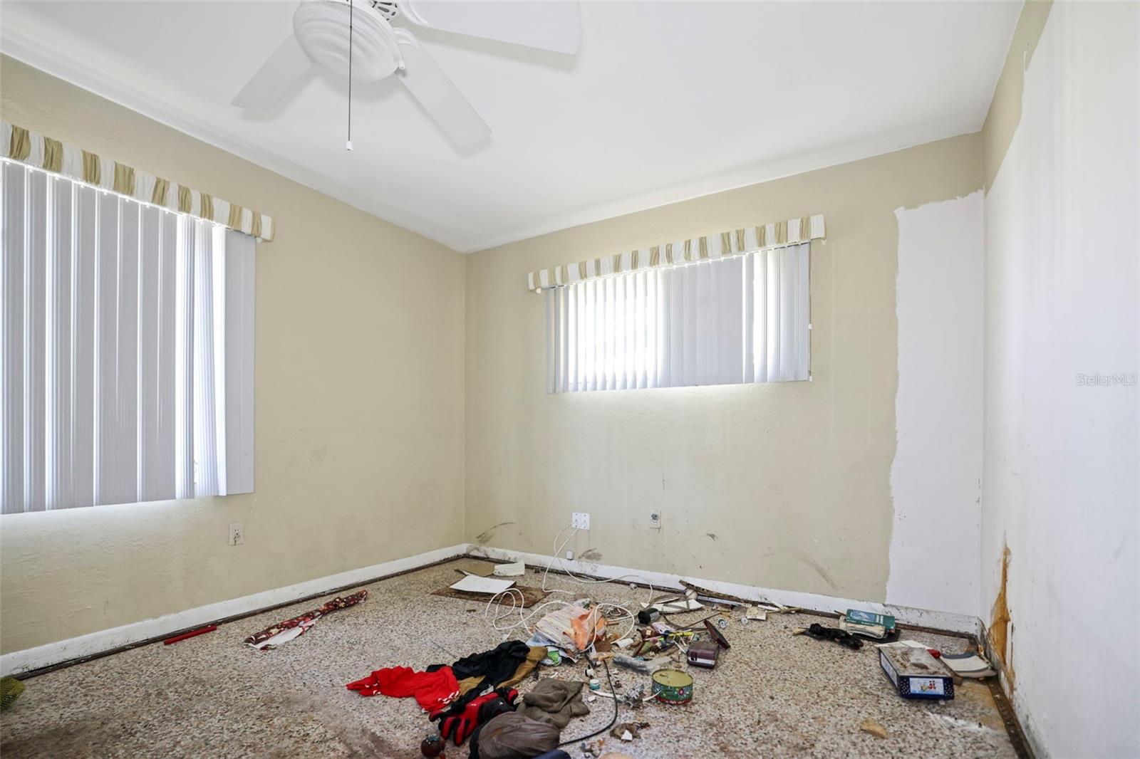 16105 REDINGTON DR, REDINGTON BEACH, FL, 33708