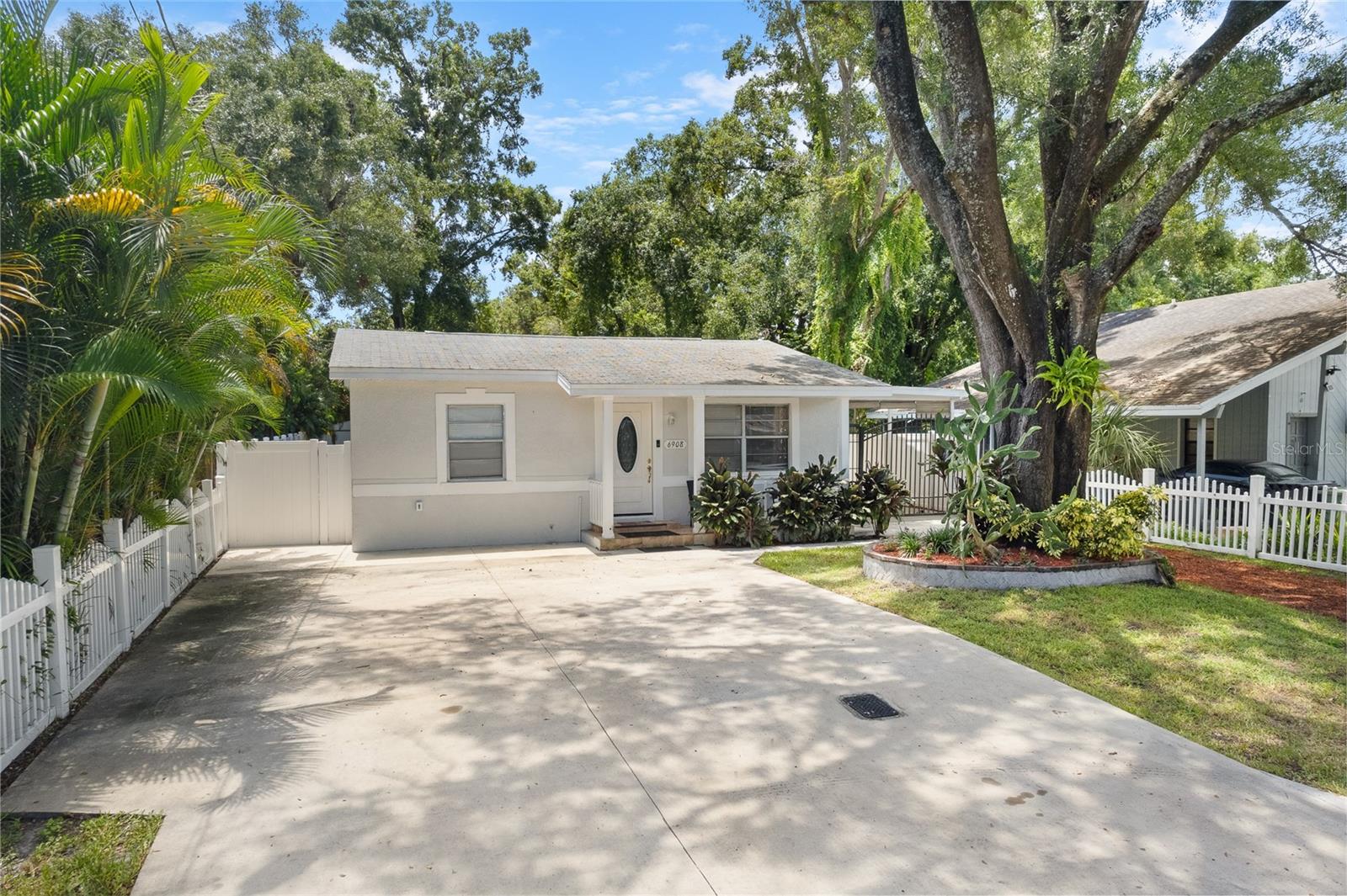 6908 N OREGON AVE, TAMPA, FL, 33604